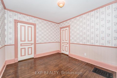 Photo 33 at 28 Queen Street, Cookstown, Innisfil