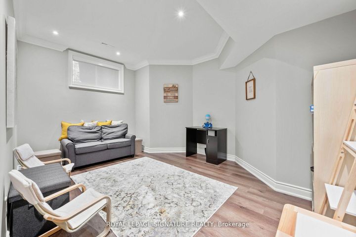 Photo 32 at 75 Rachelle Court, Kleinburg, Vaughan