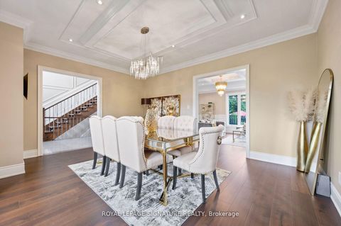 Photo 9 at 75 Rachelle Court, Kleinburg, Vaughan