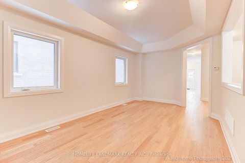 Photo 8 at 23 Aida Place, Oak Ridges, Richmond Hill