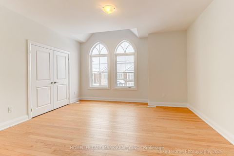 Photo 14 at 23 Aida Place, Oak Ridges, Richmond Hill