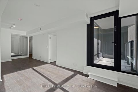 Photo 10 at 328 - 33 Frederick Todd Way, Thorncliffe Park, Toronto