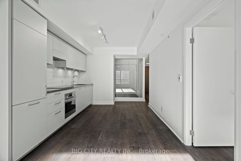 Photo 11 at 328 - 33 Frederick Todd Way, Thorncliffe Park, Toronto