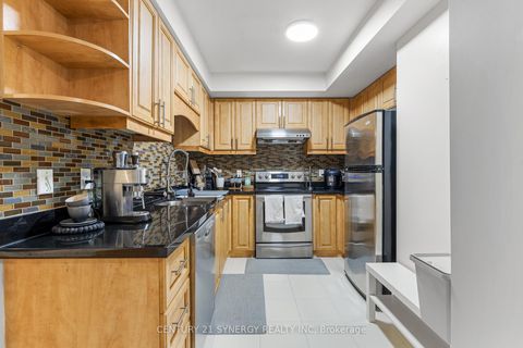 Photo 16 at 306 - 263 Wellington Street W, Waterfront Communities C1, Toronto