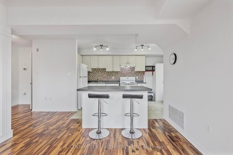 Photo 7 at 7 - 13 Cheltenham Road, Georgian Drive, Barrie