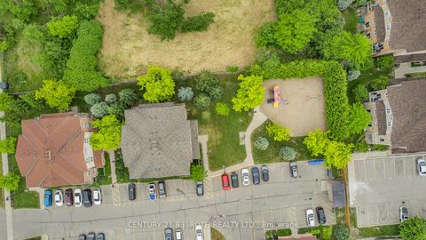 Photo 24 at 7 - 13 Cheltenham Road, Georgian Drive, Barrie