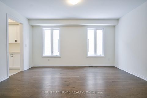 Photo 33 at 215 SUTHERLAND Street S, Stayner, Clearview