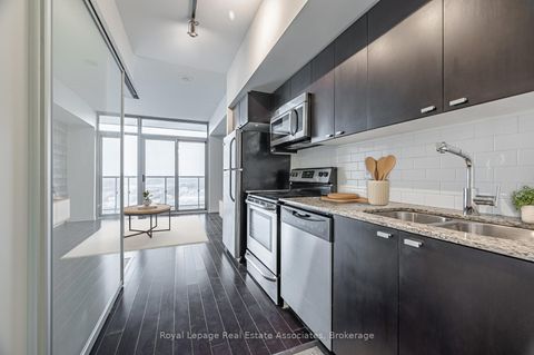 Photo 10 at 2206 - 105 The Queensway, Swansea, Toronto