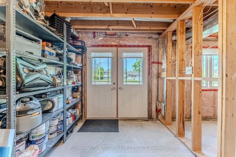 Photo 16 at 35 - 209 Harvie Road, Holly, Barrie