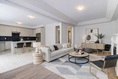 Photo 7 at 21 Seguin Street, Oak Ridges, Richmond Hill