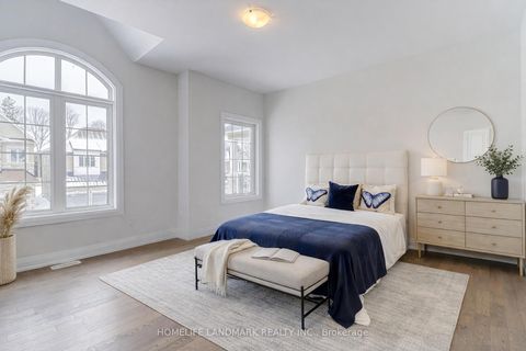 Photo 10 at 21 Seguin Street, Oak Ridges, Richmond Hill