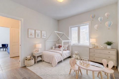 Photo 11 at 21 Seguin Street, Oak Ridges, Richmond Hill