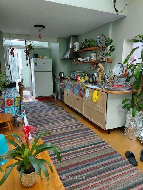 Photo 6 at 10 Fairbank Avenue, Fairbank, Toronto