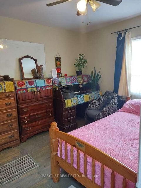 Photo 7 at 10 Fairbank Avenue, Fairbank, Toronto