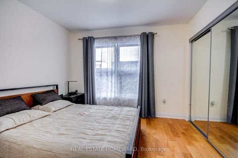 Photo 11 at 4 Curlew Drive, Donalda, Toronto