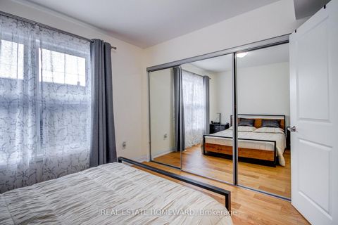 Photo 12 at 4 Curlew Drive, Donalda, Toronto