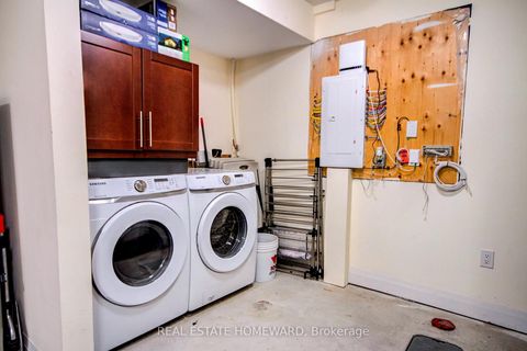 Photo 20 at 4 Curlew Drive, Donalda, Toronto