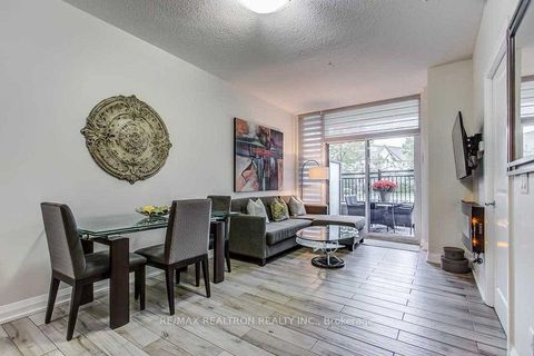 Photo 4 at 105 - 75 North Park Road, Beverley Glen, Vaughan