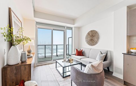 Photo 10 at 1922 - 8960 Jane Street, Vellore Village, Vaughan