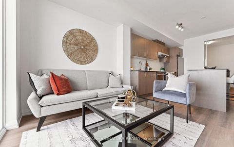 Photo 11 at 1922 - 8960 Jane Street, Vellore Village, Vaughan