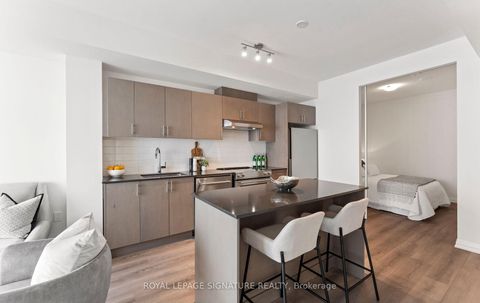 Photo 12 at 1922 - 8960 Jane Street, Vellore Village, Vaughan