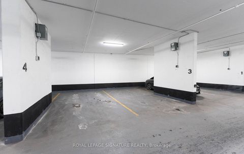 Photo 35 at 1922 - 8960 Jane Street, Vellore Village, Vaughan