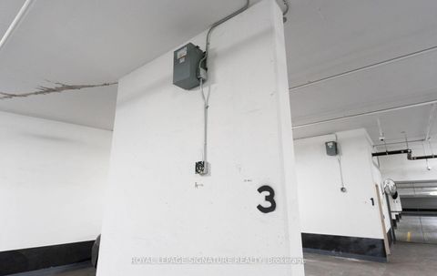 Photo 37 at 1922 - 8960 Jane Street, Vellore Village, Vaughan