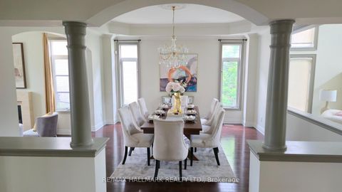 Photo 7 at 383 Paradelle Drive, Oak Ridges Lake Wilcox, Richmond Hill