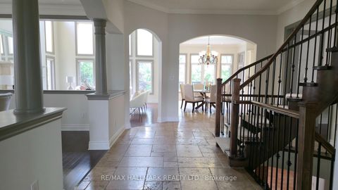 Photo 11 at 383 Paradelle Drive, Oak Ridges Lake Wilcox, Richmond Hill