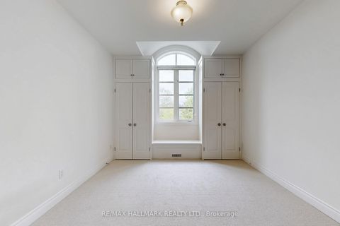 Photo 32 at 383 Paradelle Drive, Oak Ridges Lake Wilcox, Richmond Hill