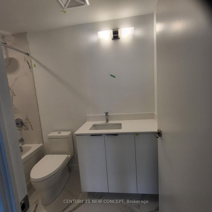 Photo 11 at S1402 - 8 Olympic Garden Drive, Newtonbrook East, Toronto