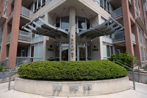 Photo 19 at 413 - 1 Shaw Street, Niagara, Toronto