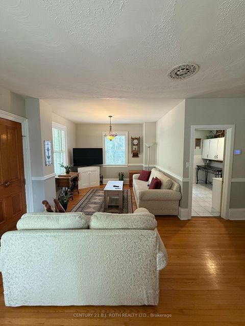 Photo 10 at 46 King Street N, Cookstown, Innisfil