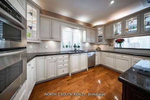 Photo 10 at 339 Burnhamthorpe Road, City Centre West, Toronto