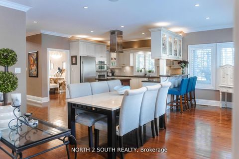 Photo 12 at 339 Burnhamthorpe Road, City Centre West, Toronto