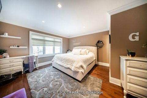 Photo 28 at 339 Burnhamthorpe Road, City Centre West, Toronto