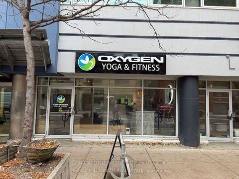 Photo 0 at 4 - 410 Adelaide Street, Waterfront Communities C1, Toronto