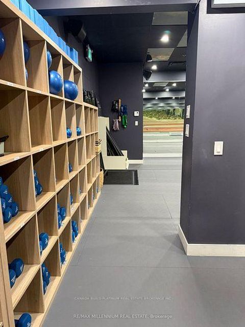 Photo 6 at 4 - 410 Adelaide Street, Waterfront Communities C1, Toronto