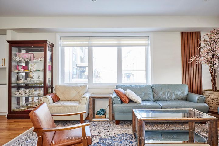 Photo 2 at 8 - 70 Baynes Way, Bradford, Bradford West Gwillimbury