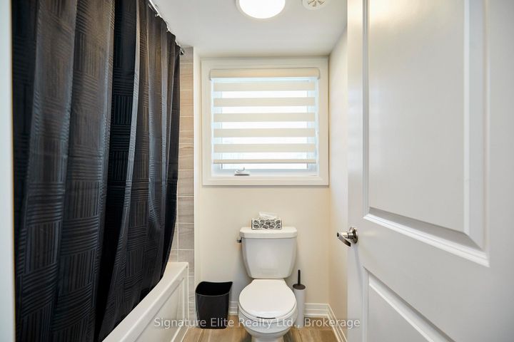 Photo 18 at 8 - 70 Baynes Way, Bradford, Bradford West Gwillimbury