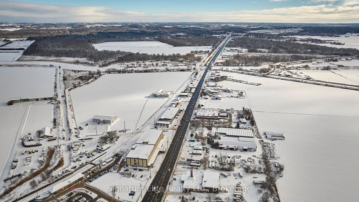 Photo 36 at 8 - 70 Baynes Way, Bradford, Bradford West Gwillimbury