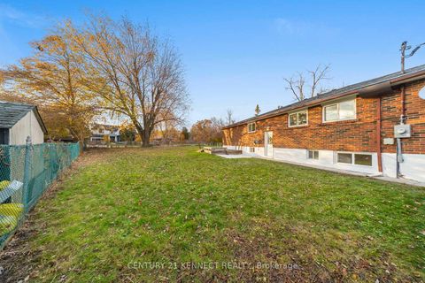 Photo 27 at 30 Greyabbey Trail, Guildwood, Toronto