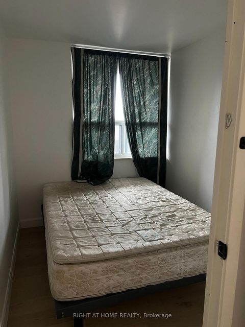 Photo 6 at 2201 - 40 Homewood Avenue, South St. James Town, Toronto