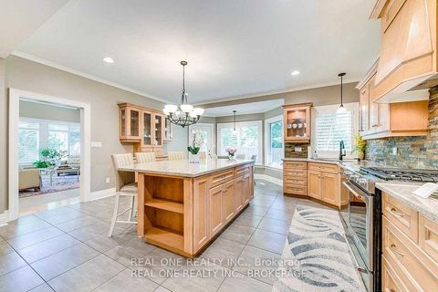 Photo 11 at 249 Poplar Drive, MO Morrison, Oakville