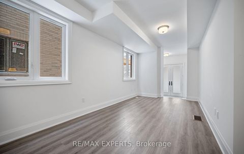 Photo 4 at 3304 AZAM Way W, GO Glenorchy, Oakville