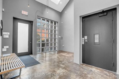 Photo 5 at 53 Argyle Street, Bellwoods, Toronto