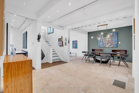 Photo 8 at 53 Argyle Street, Bellwoods, Toronto