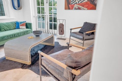 Photo 18 at 53 Argyle Street, Bellwoods, Toronto