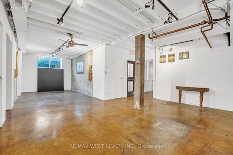 Photo 24 at 53 Argyle Street, Bellwoods, Toronto