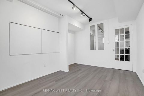 Photo 26 at 53 Argyle Street, Bellwoods, Toronto